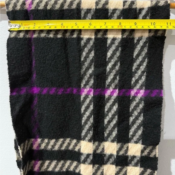 Burberry London 100% Cashmere‎ Authentic Scarf Purple Black Beige Fringe 68” - Picture 4 of 4